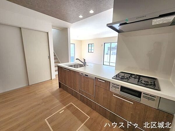 キッチンを拡大表示