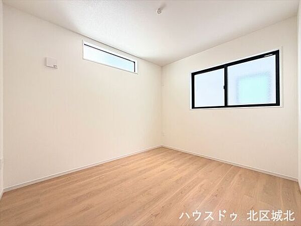 洋室を拡大表示