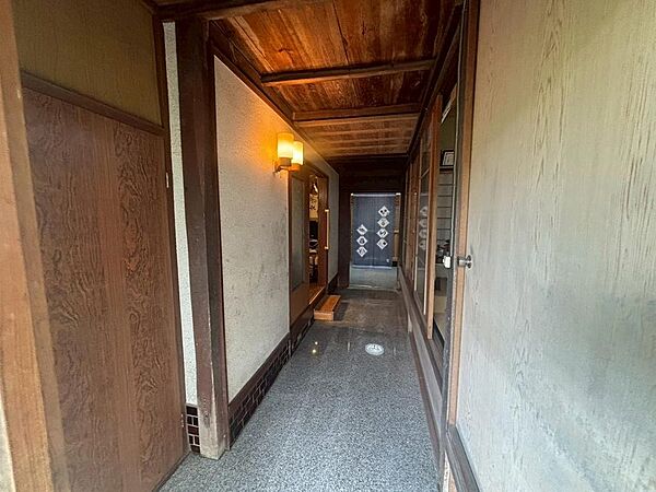 玄関