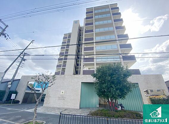 マンション外観...