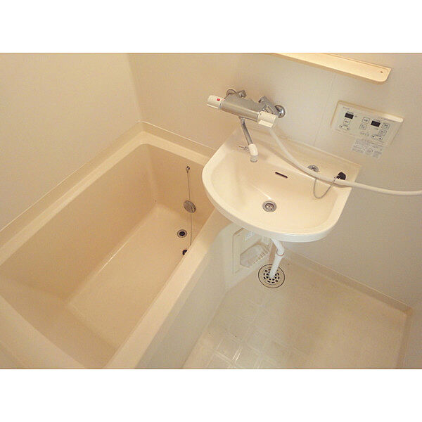 detached 埼玉県比企郡滑川町月の輪６丁目7-16

地図を見る