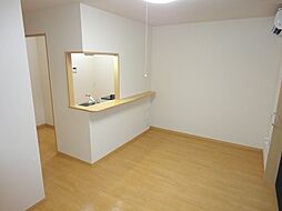 ル・コントブルー 1階1LDKのリビング/ダイニング