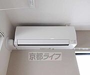 嬉しいエアコン付きです・