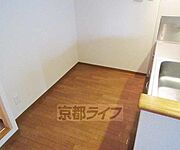 冷蔵庫置いてもまだまだスペースあります