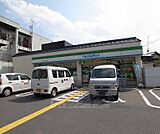 ファミリーマート 京都薬科大学前店まで262m