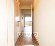 きれいな廊下ですね。