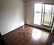 フローリングでとても綺麗なお部屋です