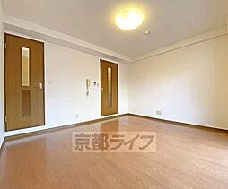 京都市営烏丸線 四条駅 徒歩8分の賃貸マンション 4階1Kのリビング/ダイニング