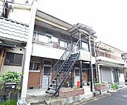 コンパクトなアパート