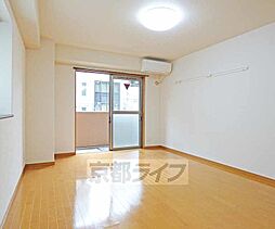 京都市営烏丸線 烏丸御池駅 徒歩3分の賃貸マンション 5階1Kのリビング/ダイニング