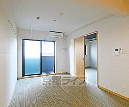 クレアーレ五条大宮 102 1階1LDKのリビング/ダイニング