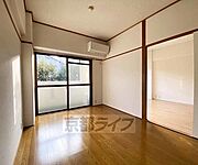 落ち着いた雰囲気のお部屋です
