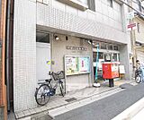 京都八条郵便局まで85m