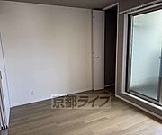 明るい洋室です