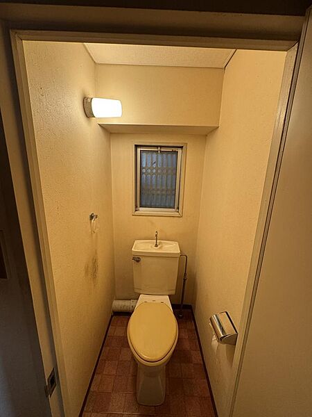 トイレを拡大表示