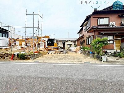 外観：東山小学校まで徒歩7分！！お子様の通学も安心です♪