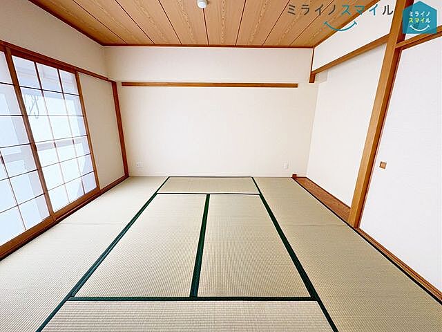 室内 香久山小学校日進香久山杜の街102号棟 1階/-