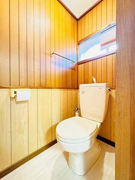 画像17:ゆったりとした空間のトイレです