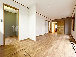 リビング/ダイニングの画像