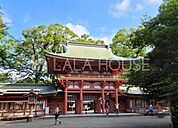 武蔵一ノ宮氷川神社 徒歩15分。 1160m