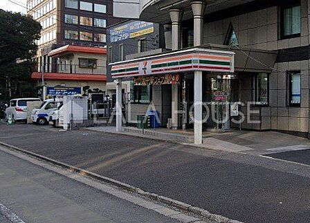 セブンイレブンさいたま土手町店 徒歩1分。 50m