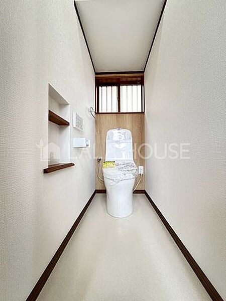 トイレを拡大表示