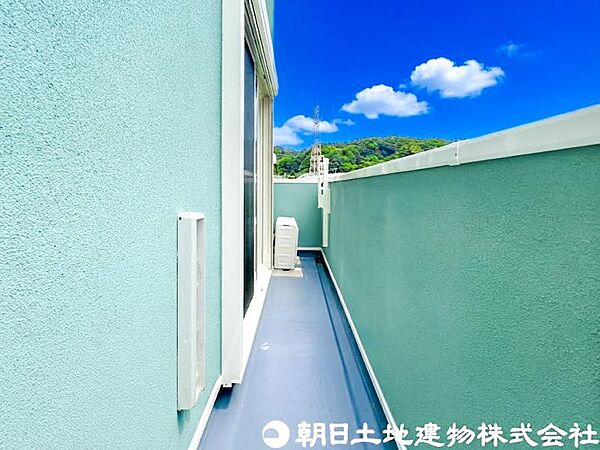 バルコニーを拡大表示