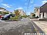 外観：【前面道路】前面道路は車通りも少なく小さなお子様がいるご家庭でも安心です