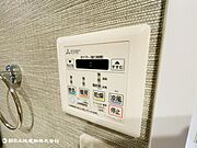 雨の多い日や湿気の多い梅雨の時期など、洗濯物が乾きにくい時期に重宝する浴室換気乾燥機。