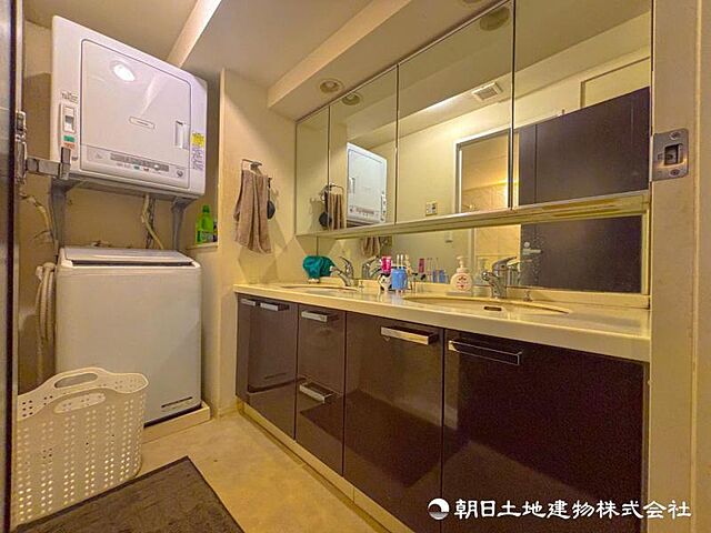 洗面 ガーデンアソシエ　C棟 1階/-