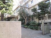 板橋第一中学校 717m