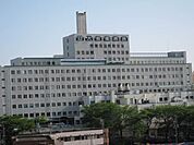 日本大学医学部付属板橋病院 298m