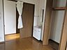 洋室：2階各部屋に洗面あり