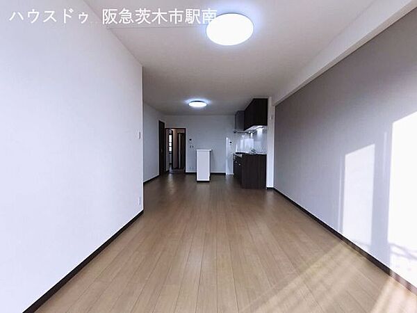 リビング/ダイニングを拡大表示