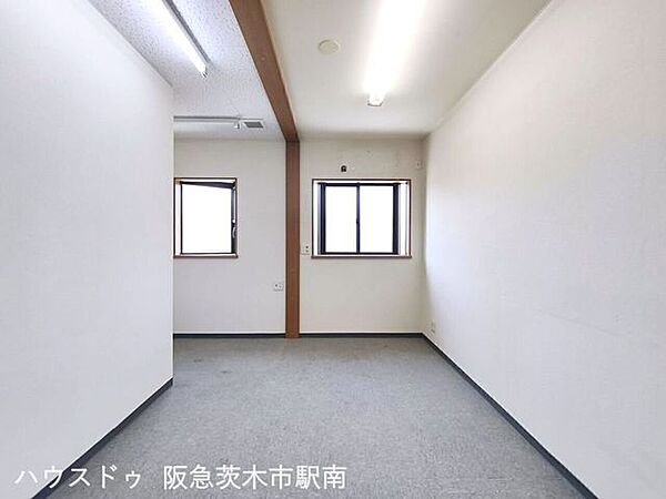 洋室