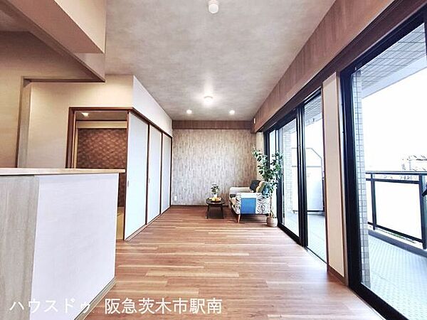 リビング/ダイニングを拡大表示