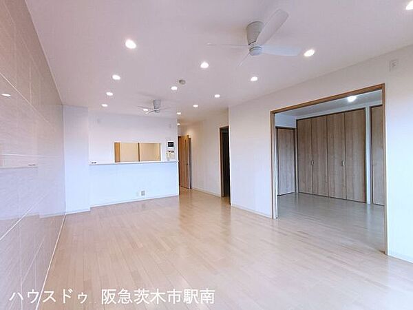 リビング/ダイニングを拡大表示