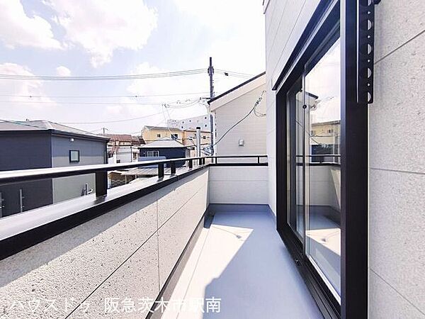 バルコニーを拡大表示