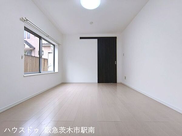 寝室を拡大表示