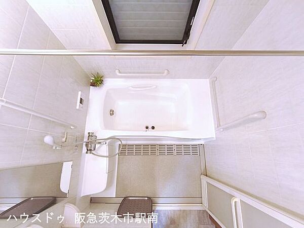 浴室を拡大表示