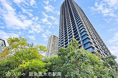 都心の利便性と開放感を兼ね備えた上質なタワーレジデンス。