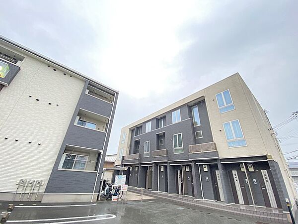 アマルフィ36 302｜兵庫県姫路市南条２丁目(賃貸アパート1LDK・3階・52.99㎡)の写真 その1