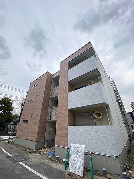 兵庫県尼崎市東大物町１丁目(賃貸アパート1LDK・3階・40.08㎡)の写真 その1