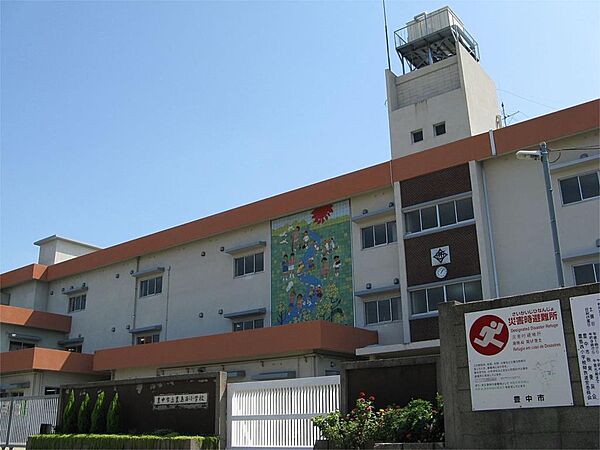 画像26:豊中市立豊島西小学校（782m）