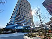 【心地よい暮らしをサポート♪】 ◆ディスポーザー、食洗機等充実の設備 ◆リビングとの連続性を高めくつろげるよう、バルコニーは木目調シート仕様。 ◆高速インターネット ◆食配ステーション等