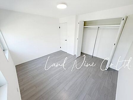 【全居室フローリング仕上げ♪】 ◆使いやすい全室フローリングタイプのお部屋です!もちろん全居室に収納完備♪