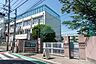 周辺：世田谷区立経堂小学校 徒歩8分。 610m