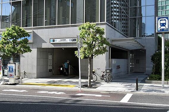 白金高輪駅(東...