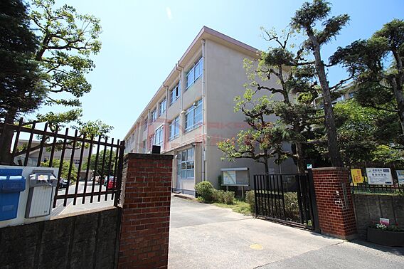 福岡市立警固中...