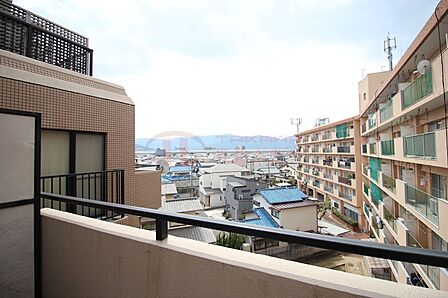日当たりを邪魔する建物はありません
